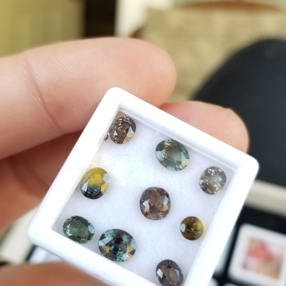 9 color change multicolored sapphires and garnets - Picture 6 of 13